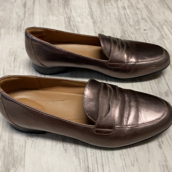 Clarks sz 9 loafers goldish - pewter color - Picture 3 of 6
